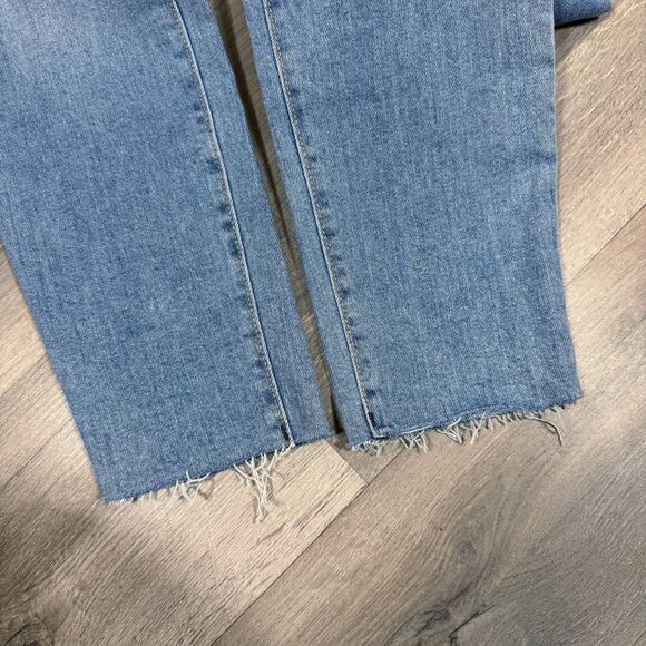 Old Navy High Rise OG Straight Raw Hew Mom Jeans Blue 4 Ankle Distressed - Picture 7 of 13